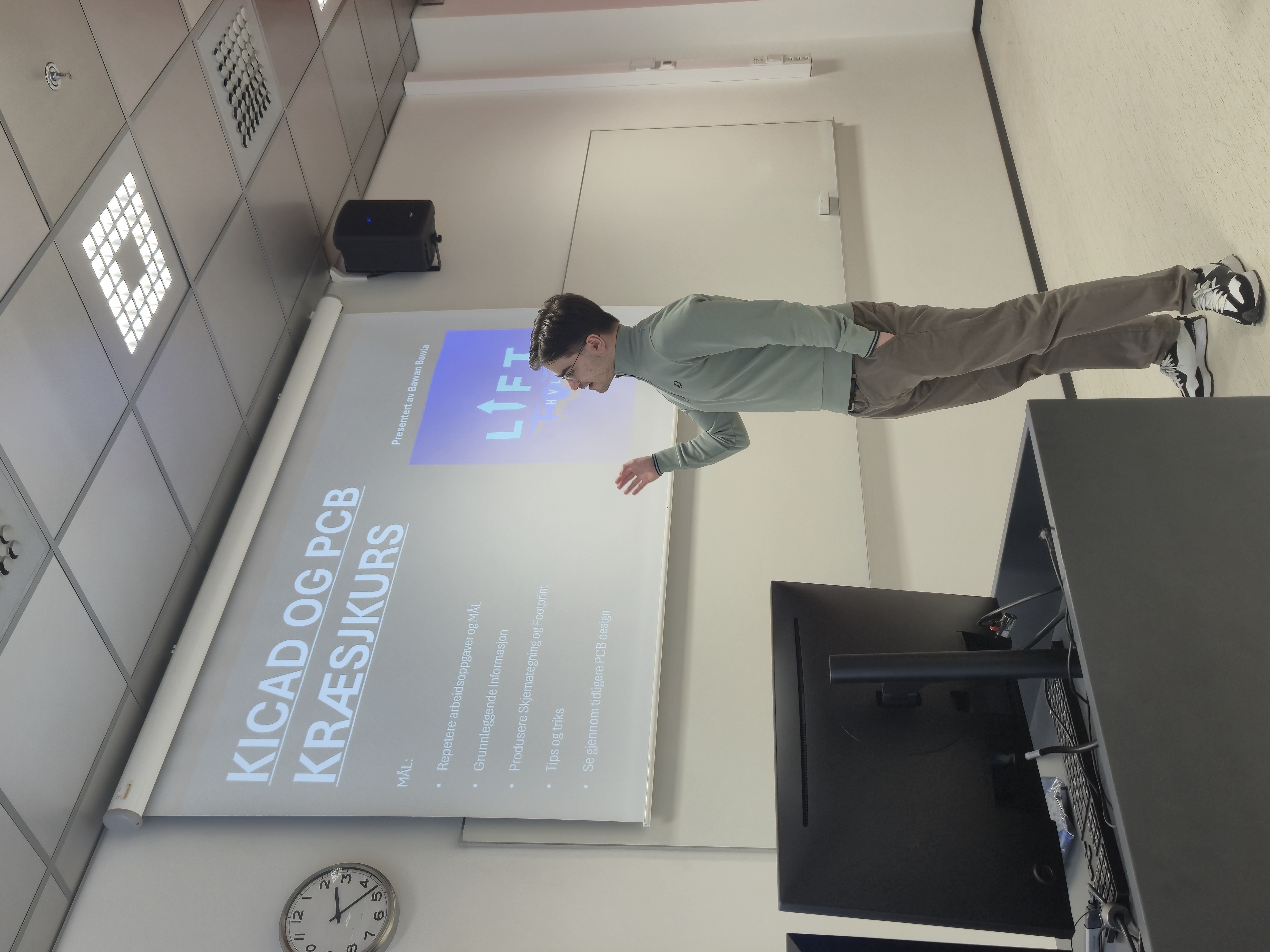 KiCad seminar session with the team.